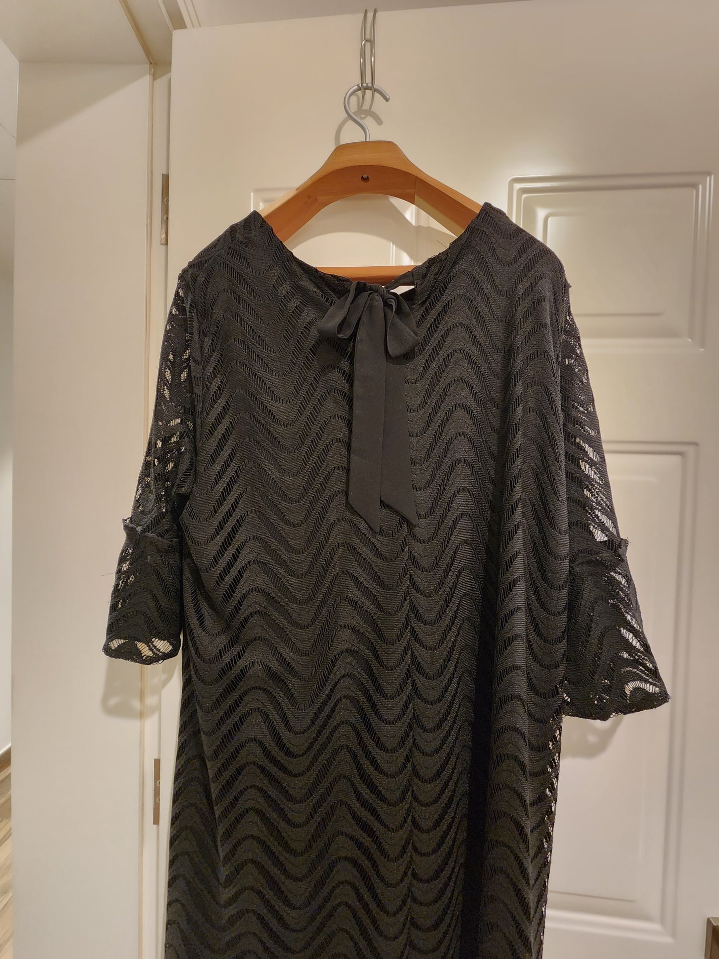 Pre-loved - Samoon Black Lace Knee Length Dress